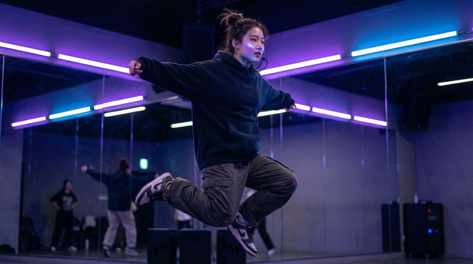 17c一起草舞蹈视频